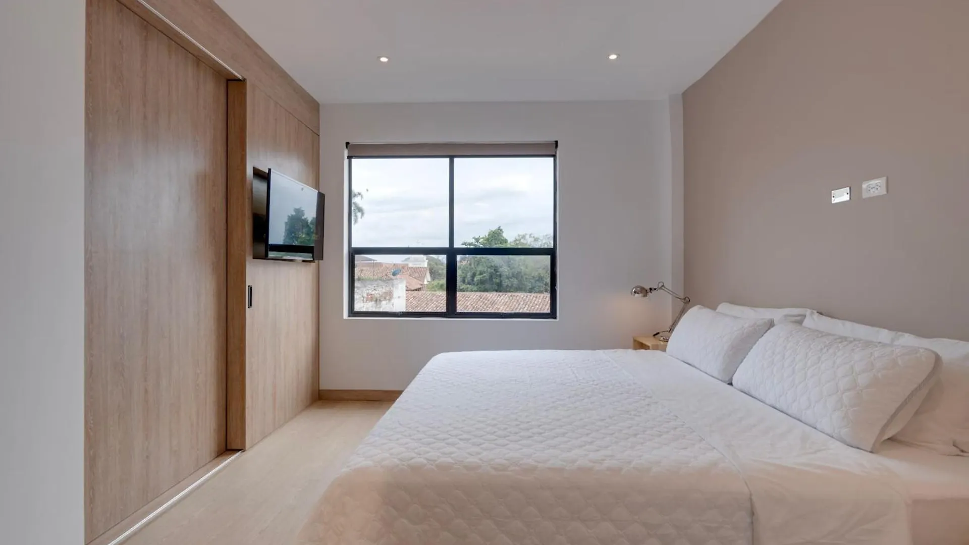 Magusan Holiday Rentals Cali Apartman